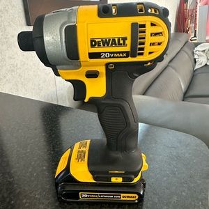 20v Max Lithium Ion Dewalt Cordless Impact